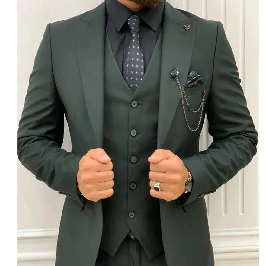 Tuxedos de mariage vert foncé Men de pic pantalon Terno Masculino Slim Fit Groom Prom Blazer Custom 3 pièces veste Pant