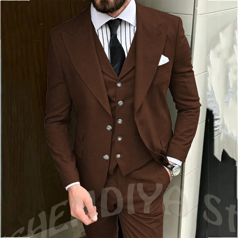 Light Gray Men Suit Business Three Piece Classic Design Single Breasted Peaked Lapel Blazer Vest Pants Formal Office Party Set