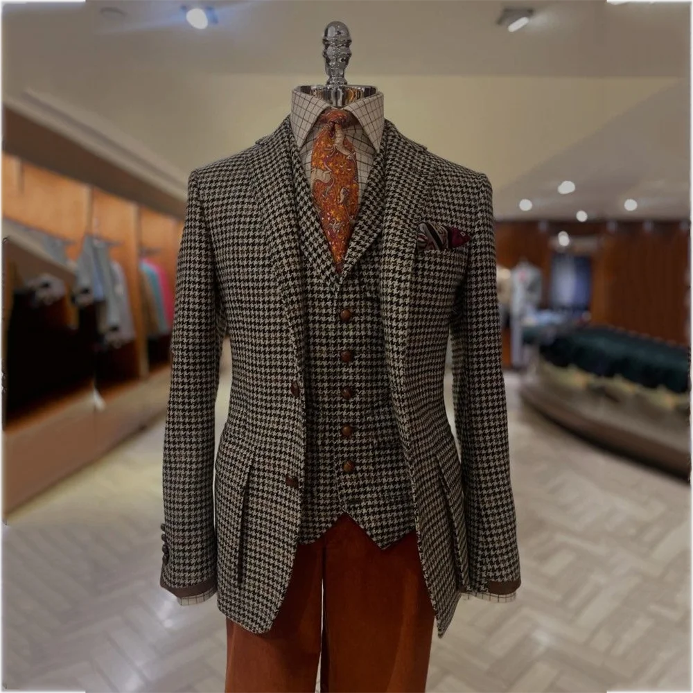 Vintage Peaked Lapel Men Suit Contrast Color Unique Elegant Outfit Three Piece Formal Occasion Party Prom Suit Set Customized