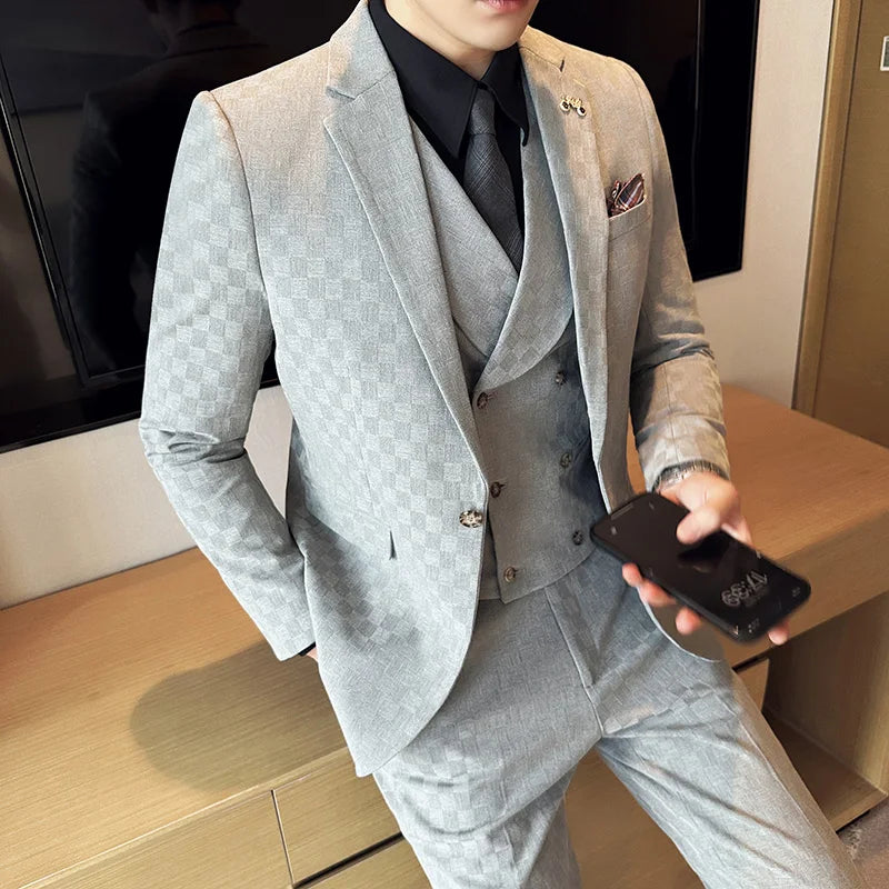 Main Promotion of New New Single-breasted Business + Wedding + Groomsman Loose Suit Three-piece Box Check Comfortable Suit Men