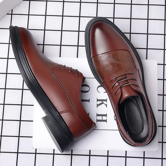 Designer Brand Black Leather Shoes for Men Wed Dress Shoe Lace Up Casual Business Oxfords Point Toe Office Formal Shoes for Male