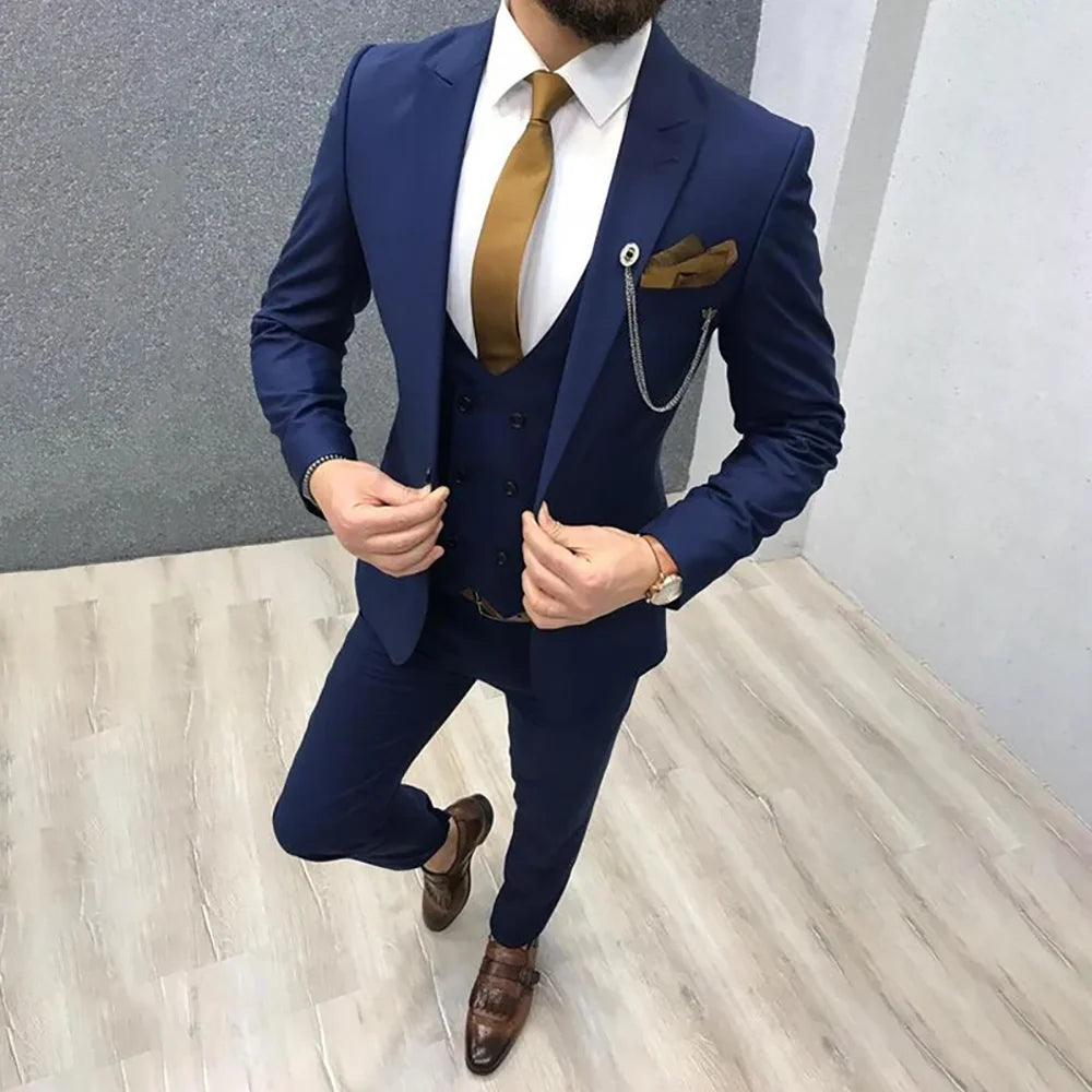 New Classic Wedding Suits for Men Chic Peaked Lapel Custom Made Groom Tuxedo Slim Fit Male Formal Suit (Jacket + Pants + Vest)