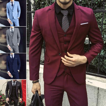 Terno de três peças de três peças, masculino de traje de negócios formal de masculino com calças de casaco esbelto, vestido de casamento clássico no noivo em sólido