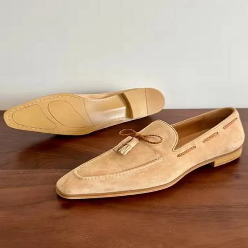 Fashion Cow Suede Leather Leisure Loafers Shoes for Men Slip on Tassel Fringe Mens Casual Shoes