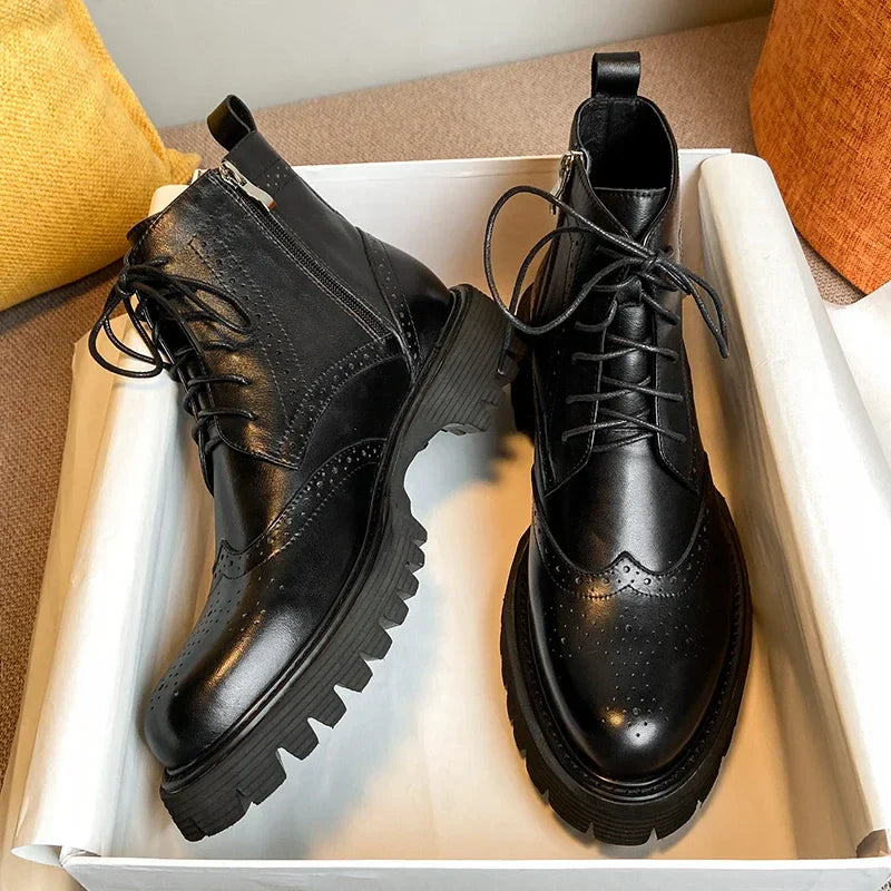 Luxury Men Ankle Boots British Genuine Leather Retro Thick Sole Carved Brogue Motorcycle Boots Street Youth Tide Shoes